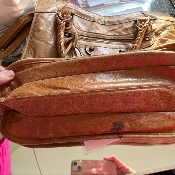Balenciaga Tan Leather Shoulder Bag - Picture 10 of 10